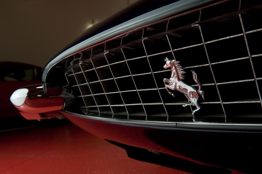  Ferrari 365 GT 2+2 1969 года  (фото 5 из 19)